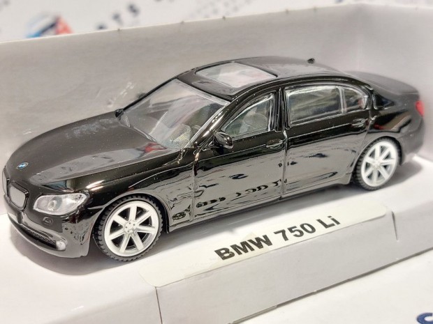 BMW F02 750Li (2018) - Rastar - 1:43