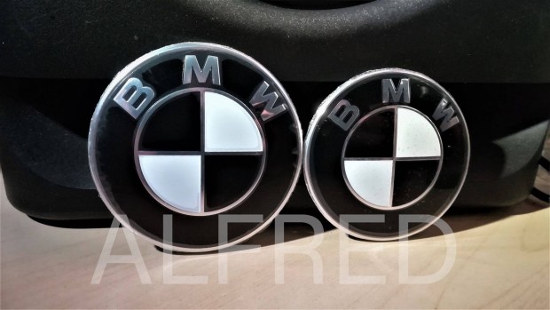 BMW F10/11, F30/31, F06 stb fekete embléma szett (előre-hátra)