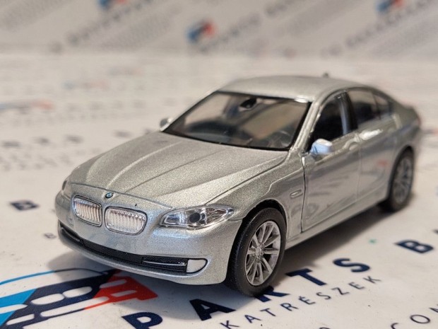 BMW F10 535i (2010) -  Welly - 1:32