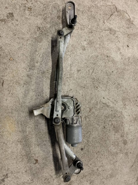BMW F10 F11 első ablaktörlő mechanika