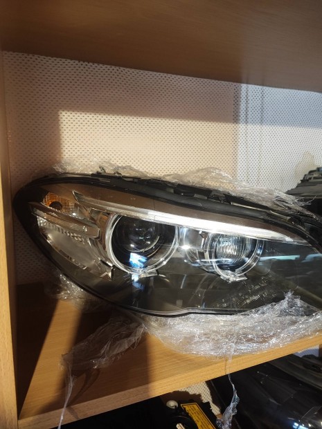 BMW F10 f11 Lci kanyar xenon fnyszr 