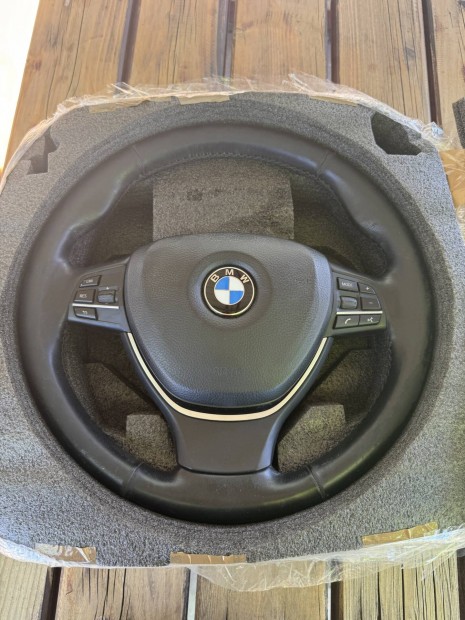 BMW F10 kormny , rezgs, fthet