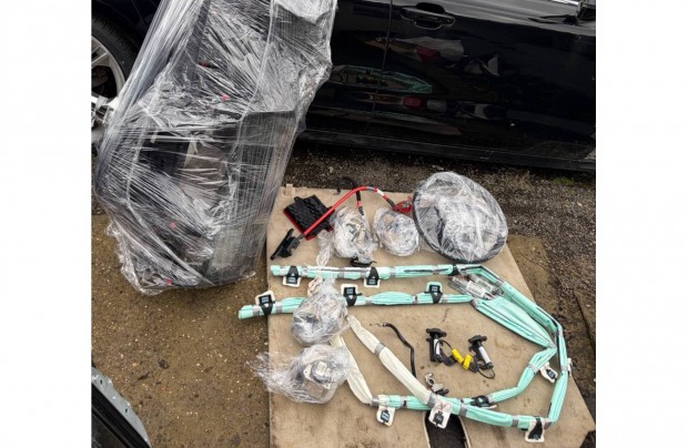 BMW F15 l�gzs�k szett korm�ny, �v szett , motorh�ztet� patron stb