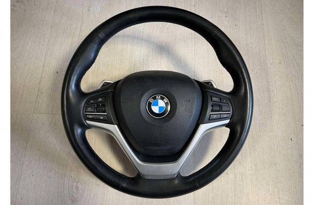 BMW F15 váltófüles, sávtartó sportkormány