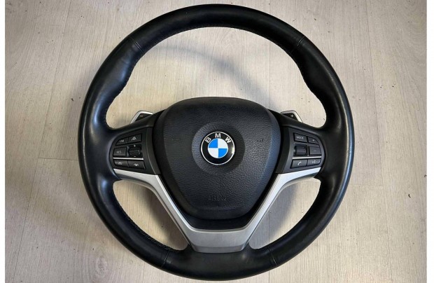 BMW F15 váltófüles, sávtartó sportkormány