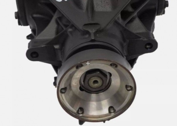 BMW F1x M5/M6 differenci�lm� teljesen fel�j�tva