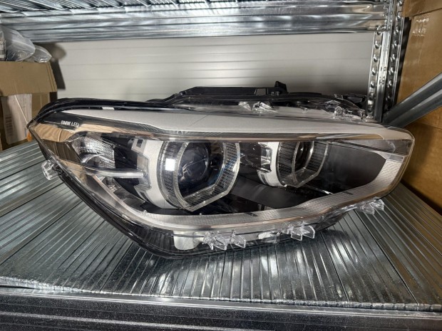 BMW F20 F21 LCi gy�ri LED f�nysz�r� l�mpa 7453518-02