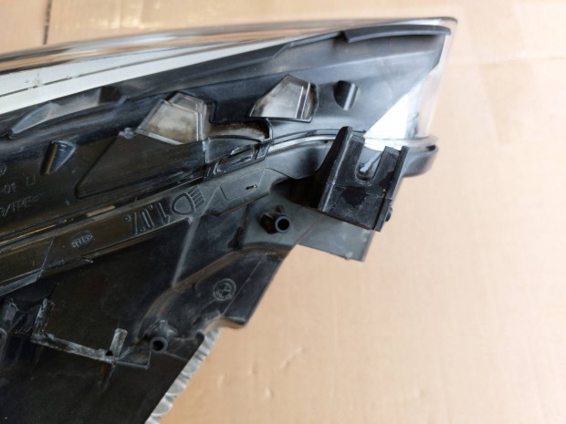BMW F20 F21 gyári jobb első fényszóró