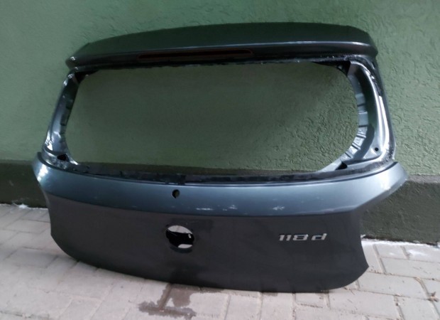 BMW F20, F21 csomagtérajtó