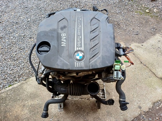 BMW F30 2.0 D 2013 EU5 N47D20C komplett motor Elad 