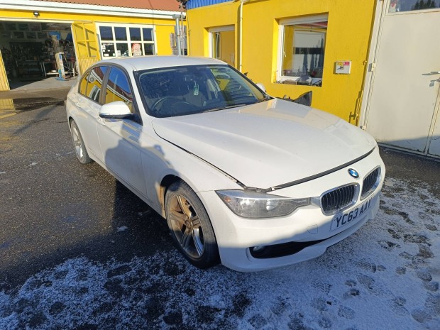 BMW F30 318d alkatrszek 