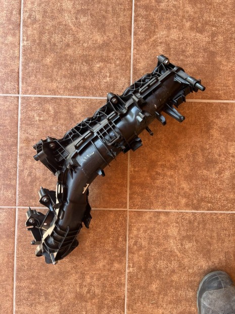 BMW F30 B47 diesel szívósor