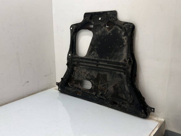 BMW F30 F31 F32 F33 20ix N20 Als� Motorburkolat