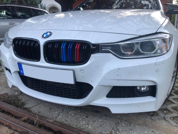 BMW F30 F31 F35 vese hűtőrács lakk fekete dupla pálcás /M festés