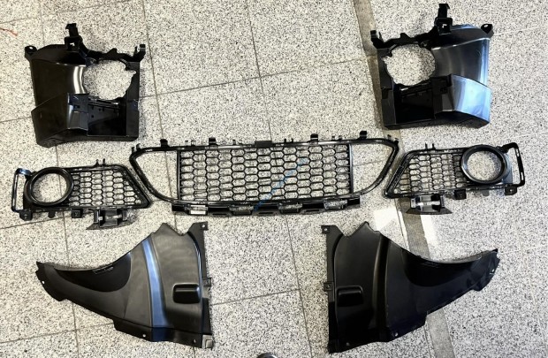 BMW F30 F31 M első lökhárító ködlámpa tartó / dobettét végződés /