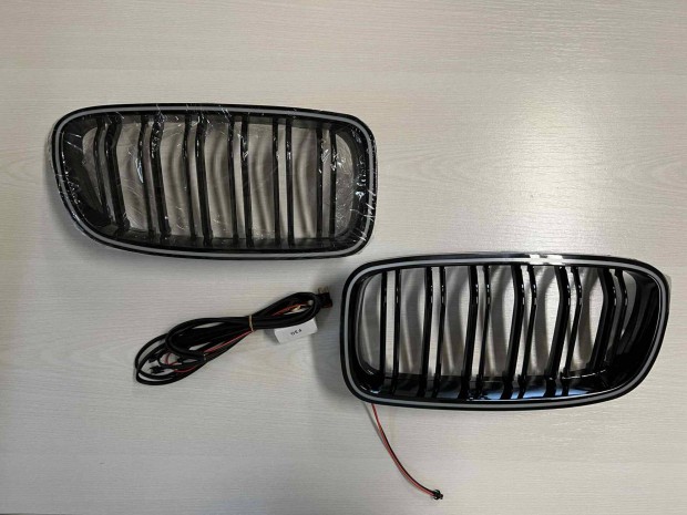 BMW F30 F31 (5-ös limusin, touring) vese lakk fekete dupla LED körbe