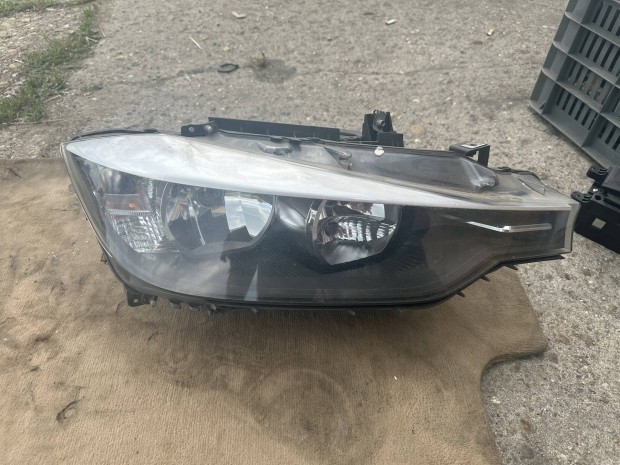 BMW F30 F31 halogén fényszóró lámpa