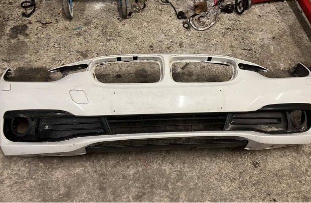 BMW F30 LCI első lökhárító