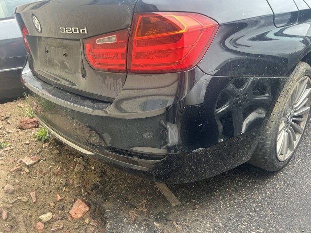 BMW F30 hátsó lökhárító