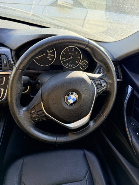 BMW F30 korm�ny