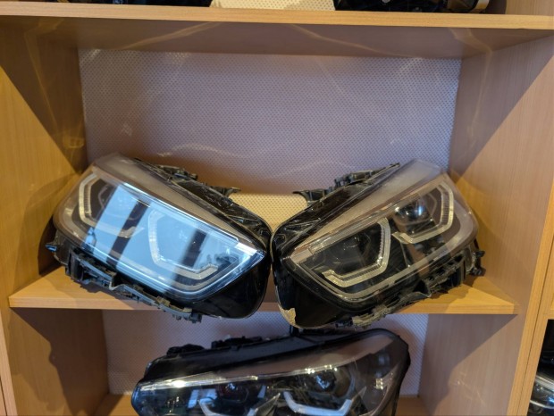 BMW F40 F41 f�nysz�r� l�mpa 