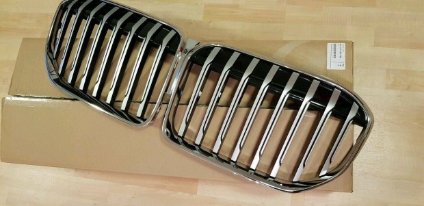 BMW G11 G12 facelift (7-es BMW) eredeti vese / hűtőrács / díszrács