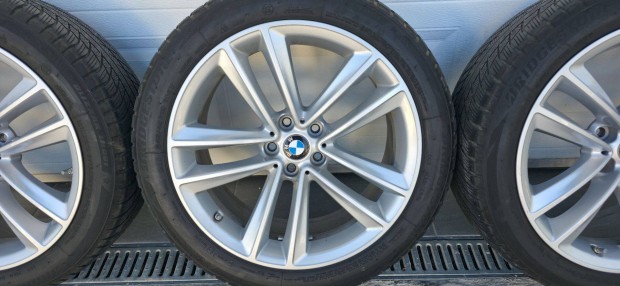 BMW G11, G12, G30, G31 gyári alufelni 245/45 R19 téli gumival