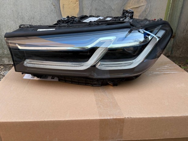 BMW G30-G31 Baloldali Laser Fényszóró