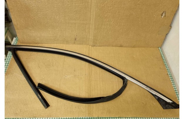BMW G30 G31 Jobb els ajt dszlc keret gumi
