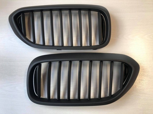 BMW G30 G31 preface (5-ös BMW) díszrács / vese / hűtőrács matt fekete