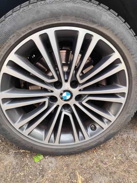 BMW G30 gyári felni garnitúra.