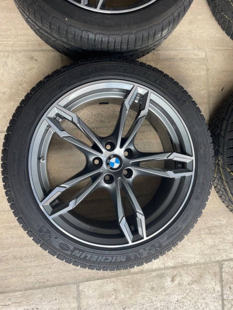 BMW G30 felni Michelin téli gumival