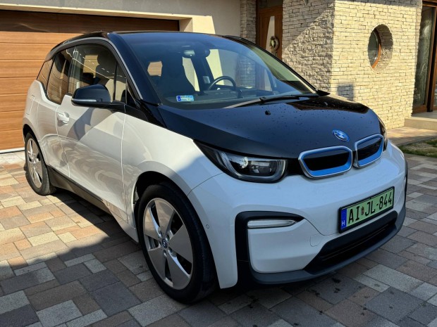 BMW I3 120Ah (Automata) LED.Navi.lsfts.Hsz...