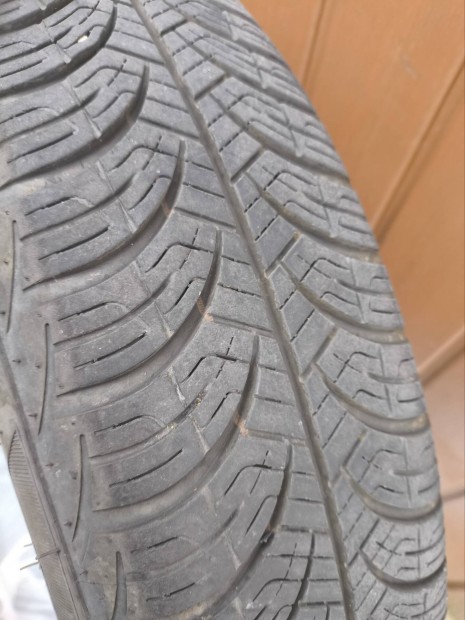 BMW I3 Felni 4 vszakos Gumival