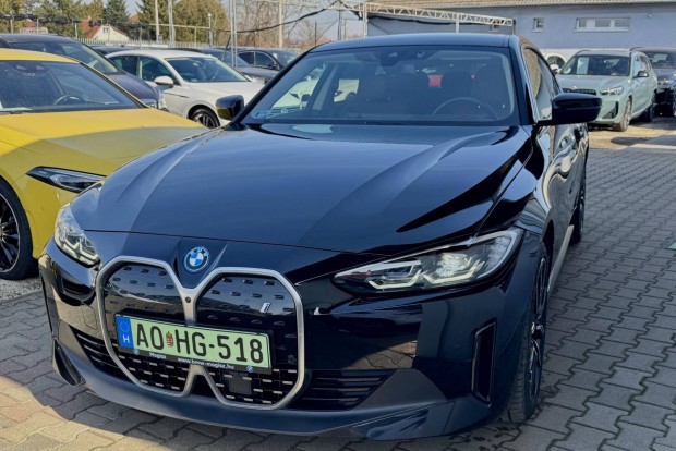 BMW I4 edrive35 286Le!T�vols�gtart� tempomat.36...