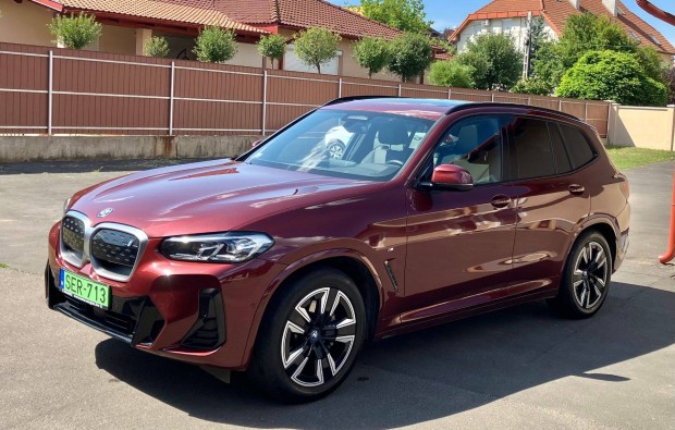 BMW IX3 Impressive