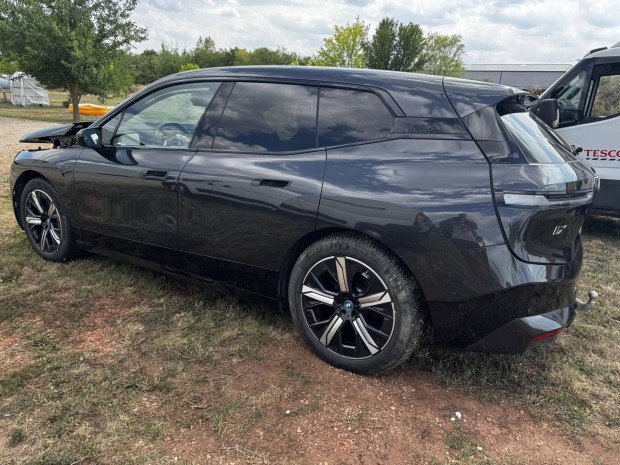 BMW IX M60 108,6kWh 16.500.000.-Ft Nettó ÁR!!