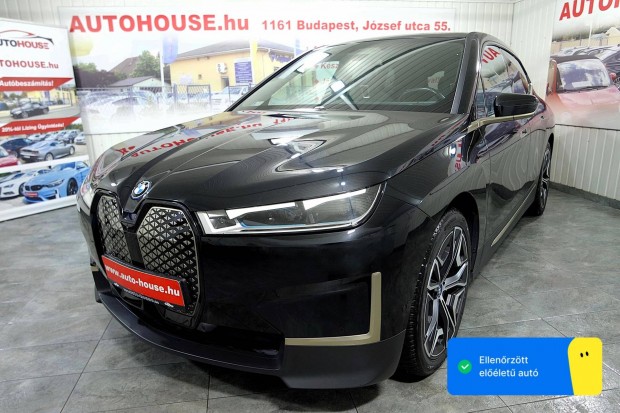 BMW IX xdrive40 74,1kWh Sky Lounge Panor�matet�...