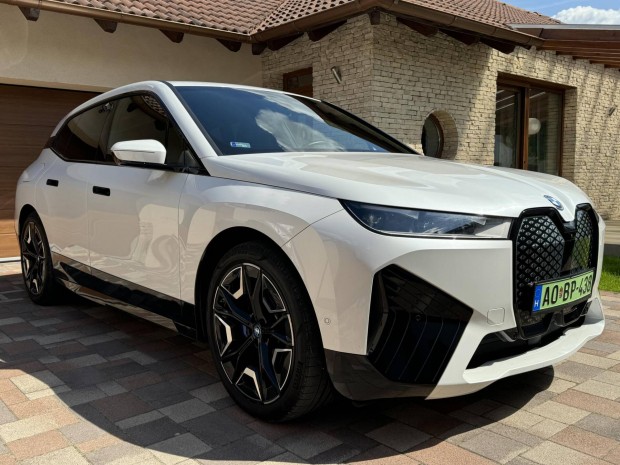 BMW IX xdrive40 74,1kWh Sportpacket.2026.05.-Hó...