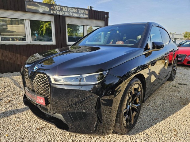 BMW IX xdrive50 108,8kWh Mo.i! Sz.könyv! Led lá...