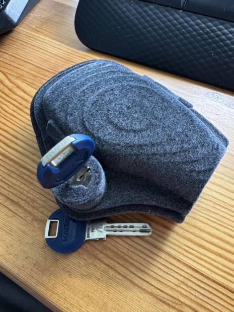 BMW Joylock (BMW automata váltóhoz sebváltózár) 2db gyári kulcs