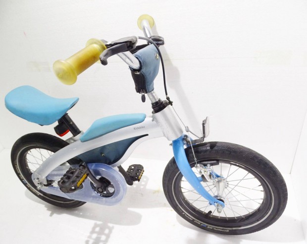 BMW Kidsbike gyerek bicikli kerkpr gyerekbicikli kk