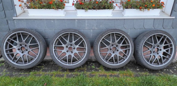 BMW M3 CSL 19" felni garnitúra + Kumho Ecsta PS71 gumiszett
