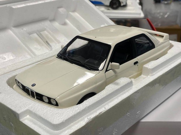 BMW M3 E30 1987 1:18 1/18 Minichamps 180020307