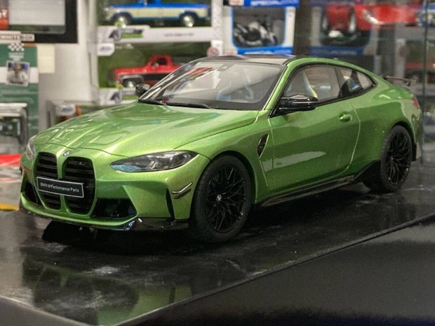 BMW M4 (G82) Competition M Performance 2021 1:18 GT-Spirit GT367 resin