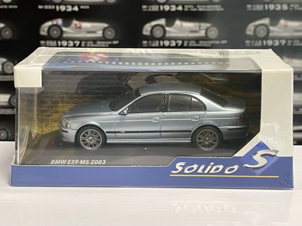 BMW M5 E39 2003 1:43 1/43 Solido