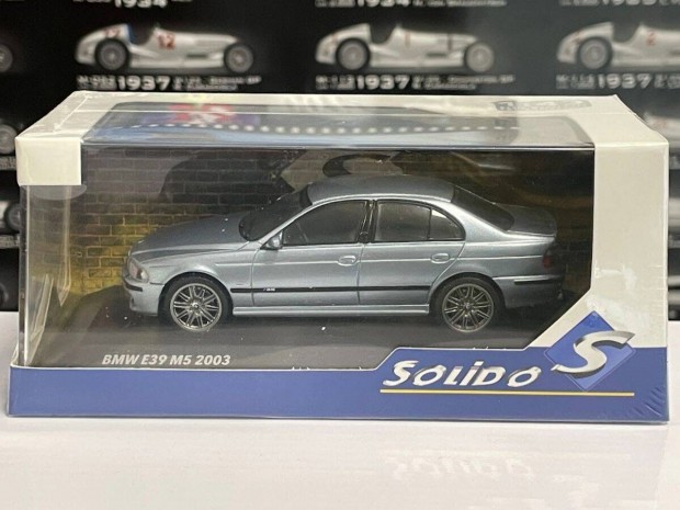 BMW M5 E39 2003 Light blue 1:43 1/43 Solido