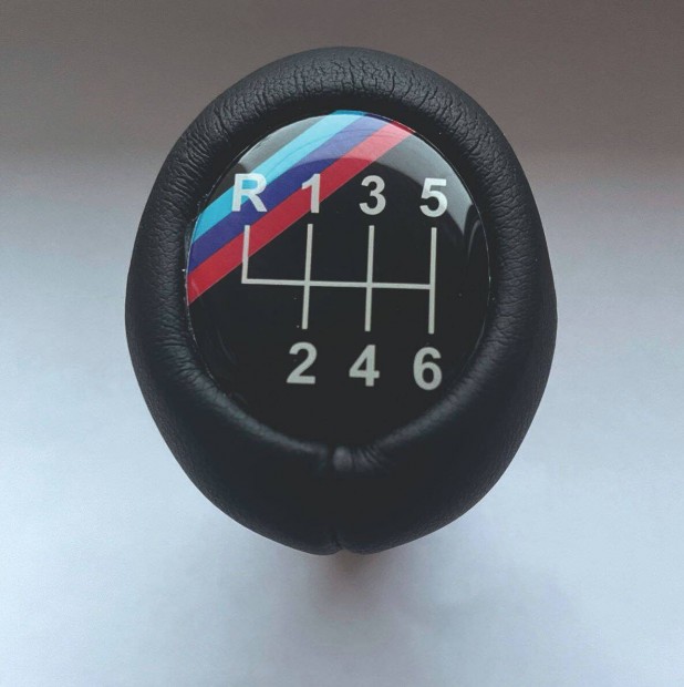 BMW M cs�k b�r v�lt�gomb