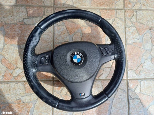 BMW M kormany E81 E82 E87 E88 E90 E91 E92 E93 E84 X1 Sz�p �llapotban!