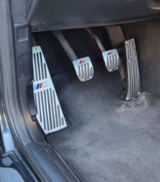 BMW M pedl szett manulis